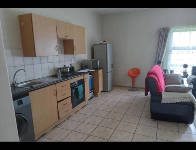 2 BEDROOM APARTMENT FOR SALE IN RYNFIELD